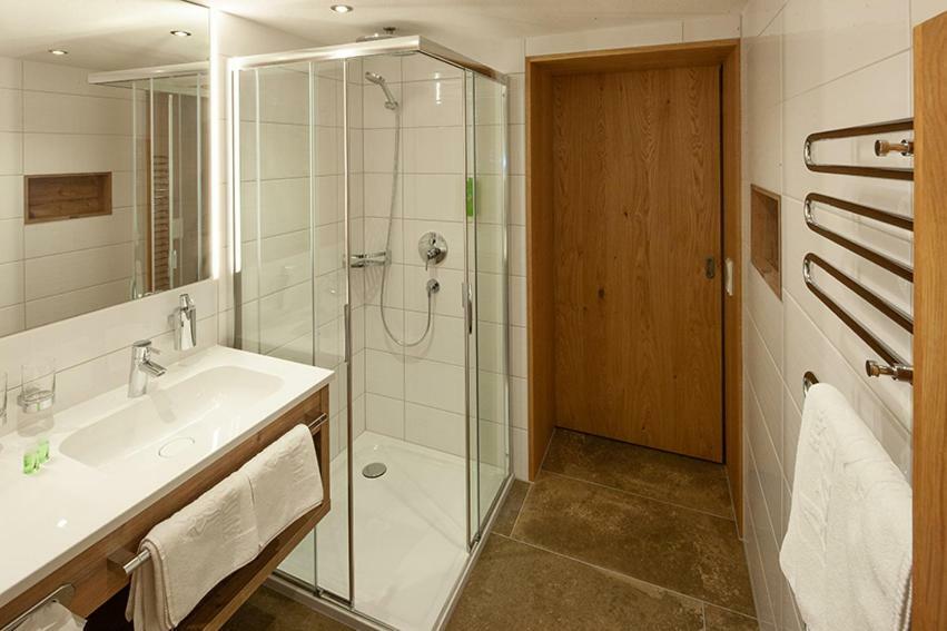 Hotel Alpenblume Damuels Luaran gambar